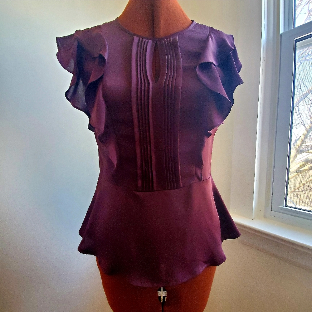 🍇Collective Concepts Peplum Blouse - Picture 2 of 6